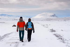 Couple travelling in Iceland