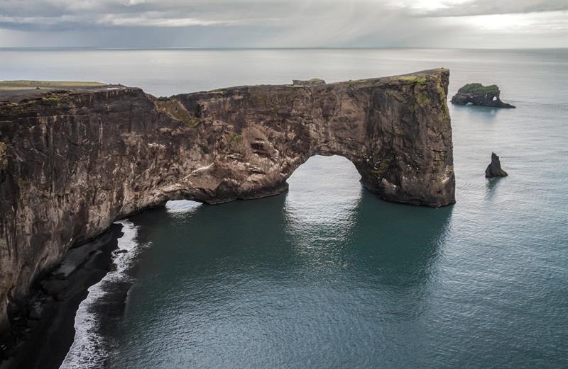 Dyrhólaey Basalt Arch