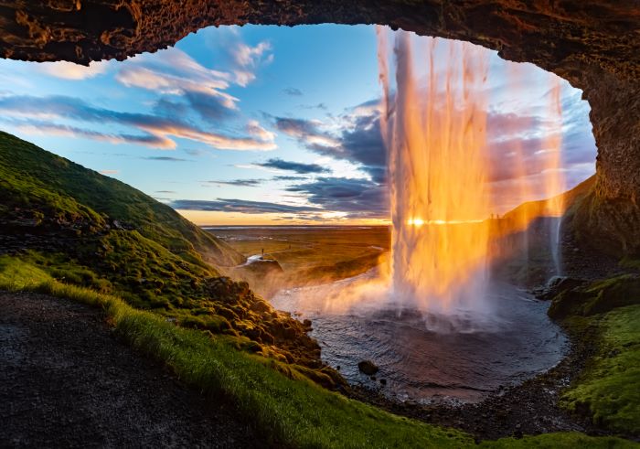 Seljalandsfoss Waterfall